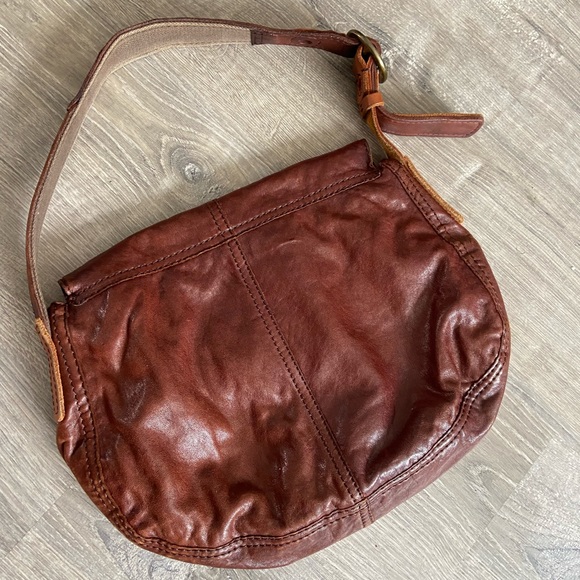 Beautiful classic Lucky Brand Leather Mahogany Hobo EUC - Picture 2 of 7
